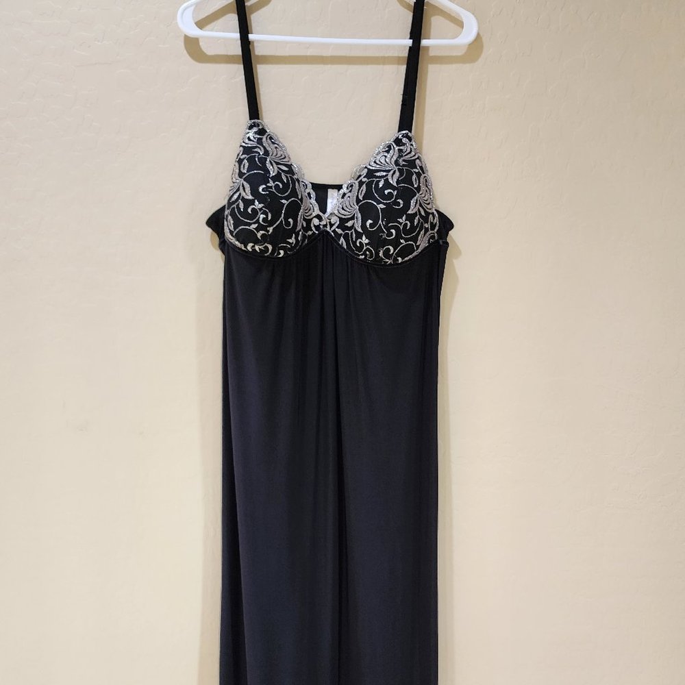 Vintage Ambrielle Silver Thread Embroidered Bodice Firm Cups Evening Dress Gown